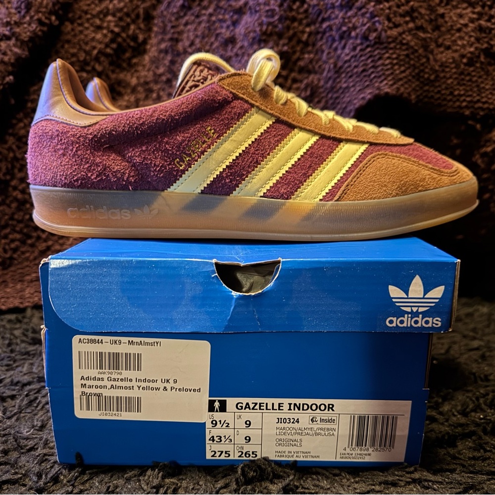 ADIDAS GAZELLE INDOOR MAROON!